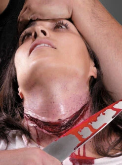 Gurgelschnitt Latex Halswunde